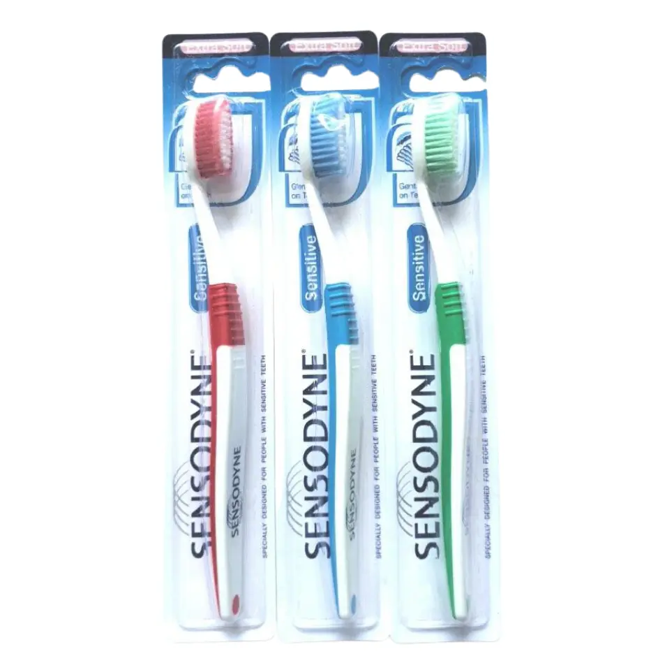 Bàn chải đánh răng SENSODYNE - Sensitive 1 cây 1 Bàn chải đánh răng SENSODYNE - Sensitive 1 cây