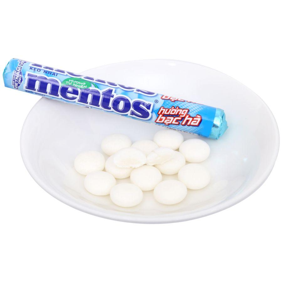 Kẹo nhai Mentos bạc hà (thỏi 29.7g) 2 Kẹo nhai Mentos bạc hà (thỏi 29.7g) - Ảnh 2