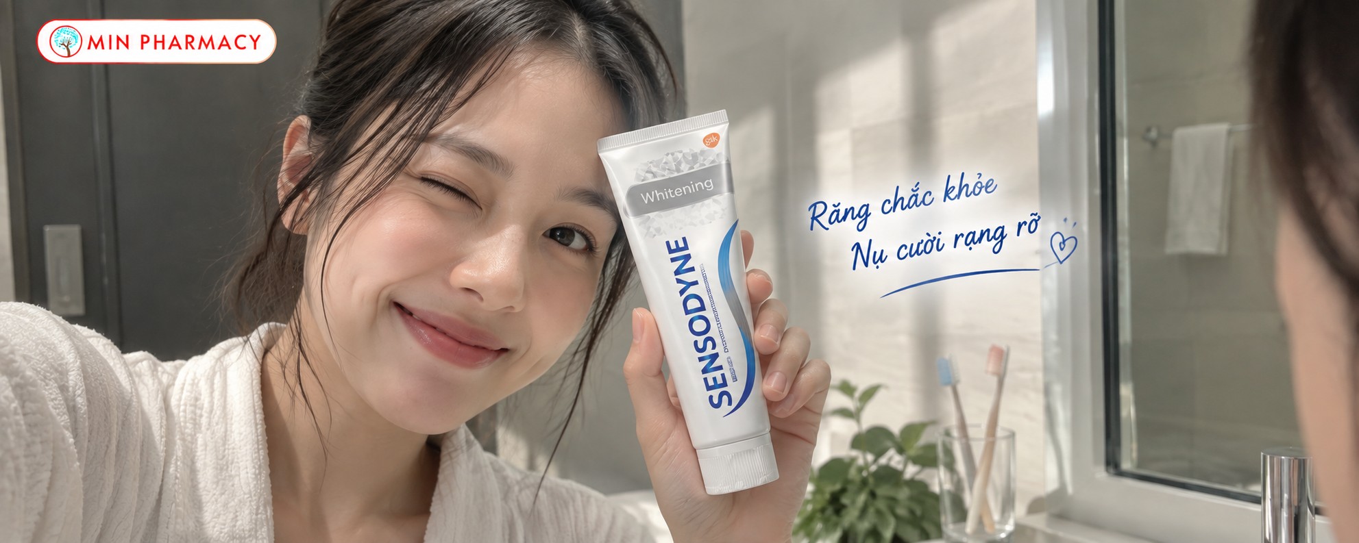 Kem Đánh Răng Sensodyne Whitening 160g: Giảm Ê Buốt, Trắng Sáng Tự Nhiên 4 kem danh rang sensodyne whitening 160g giam e buot trang sang tu nhien